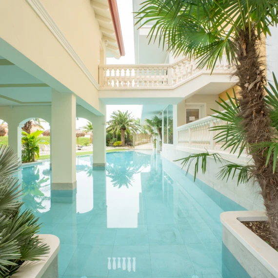 Piscina dell'aqa palace, hotel a caorle